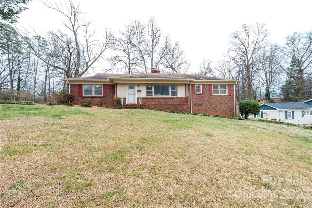 5701 Nicholas Avenue Charlotte NC 28269