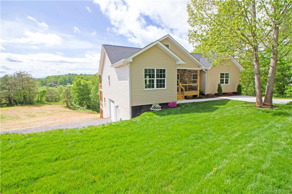 19 Countryside Drive Asheville NC 28804