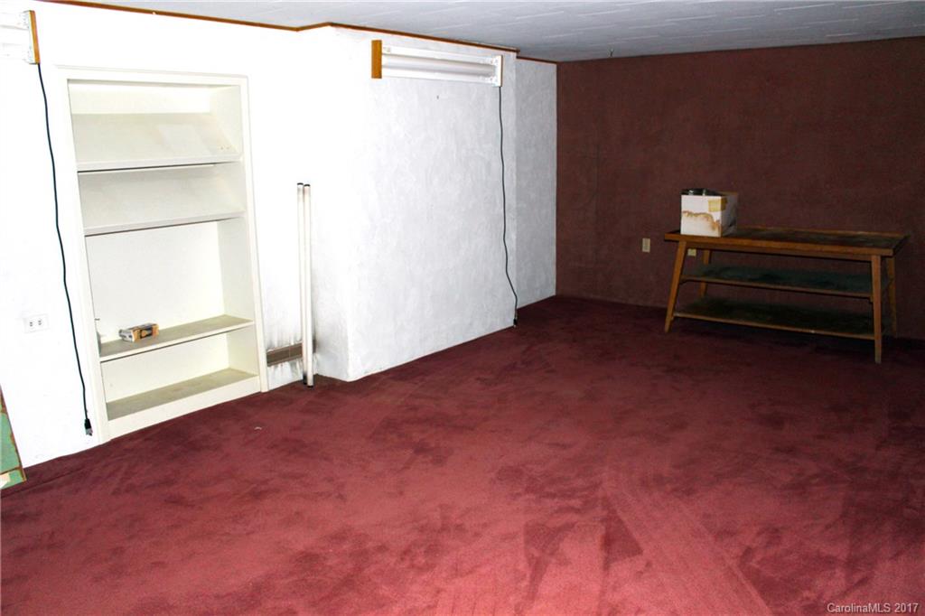 14 Zephyr Drive Asheville NC 28806