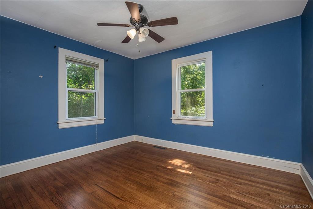113 Arco Road Asheville NC 28805