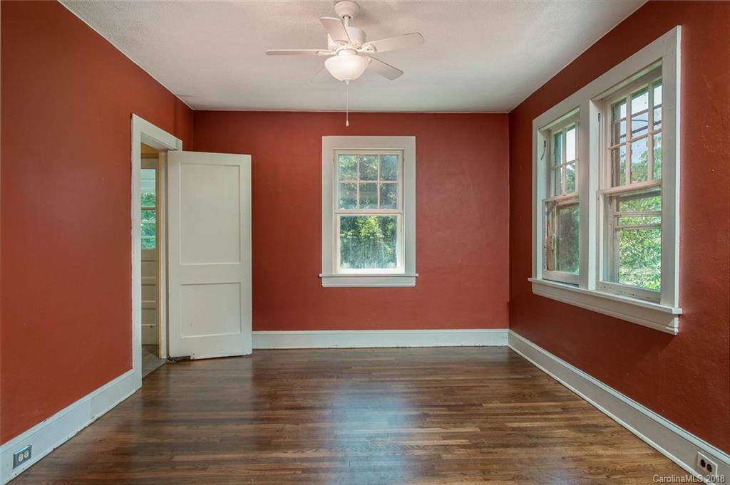 113 Arco Road Asheville NC 28805