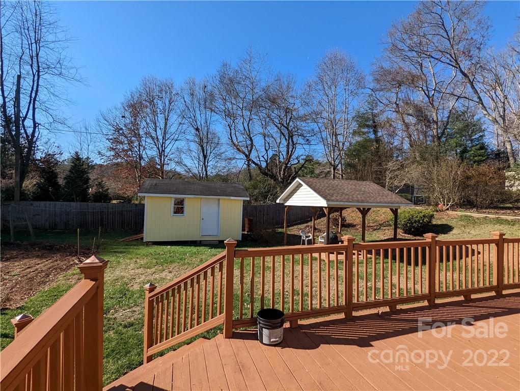 308 Foxcroft Drive Asheville NC 28806