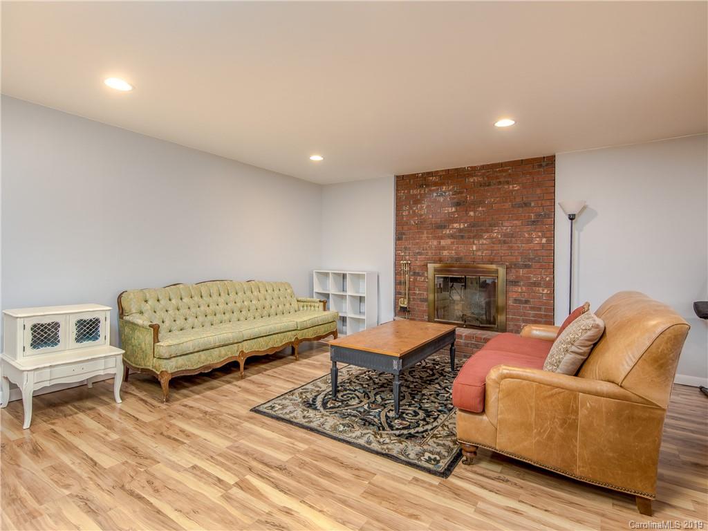4 W Haith Drive Asheville NC 28801