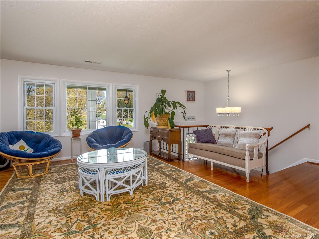 4 W Haith Drive Asheville NC 28801