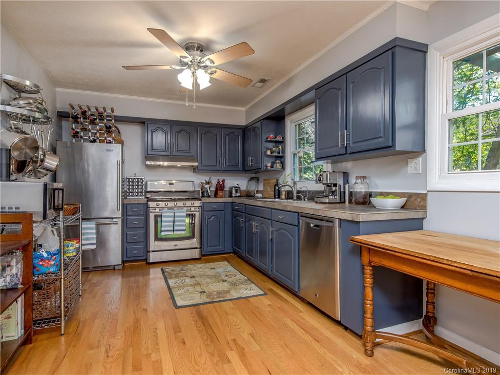 4 W Haith Drive Asheville NC 28801