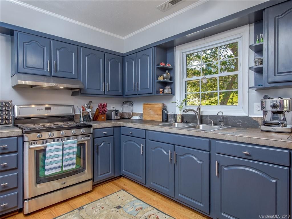 4 W Haith Drive Asheville NC 28801