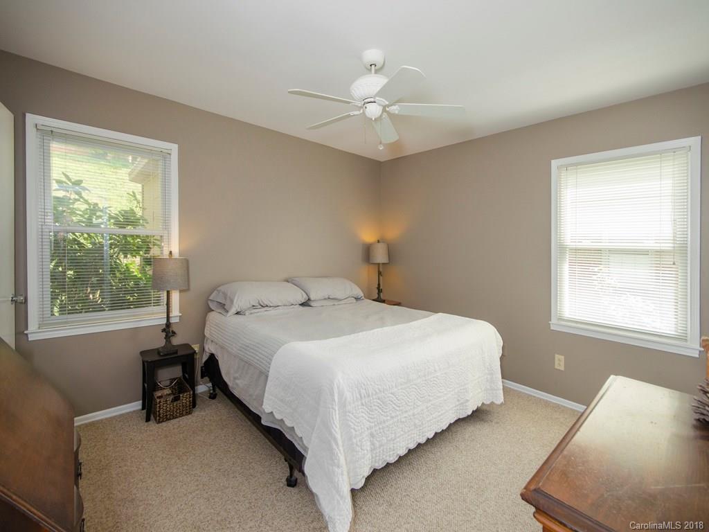 15 Knoll Ridge Drive Asheville NC 28804