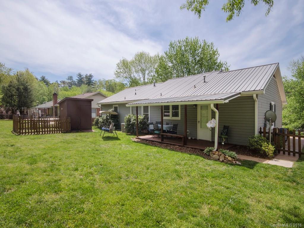 15 Knoll Ridge Drive Asheville NC 28804