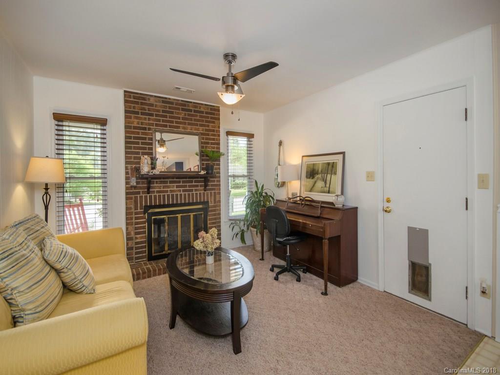 15 Knoll Ridge Drive Asheville NC 28804