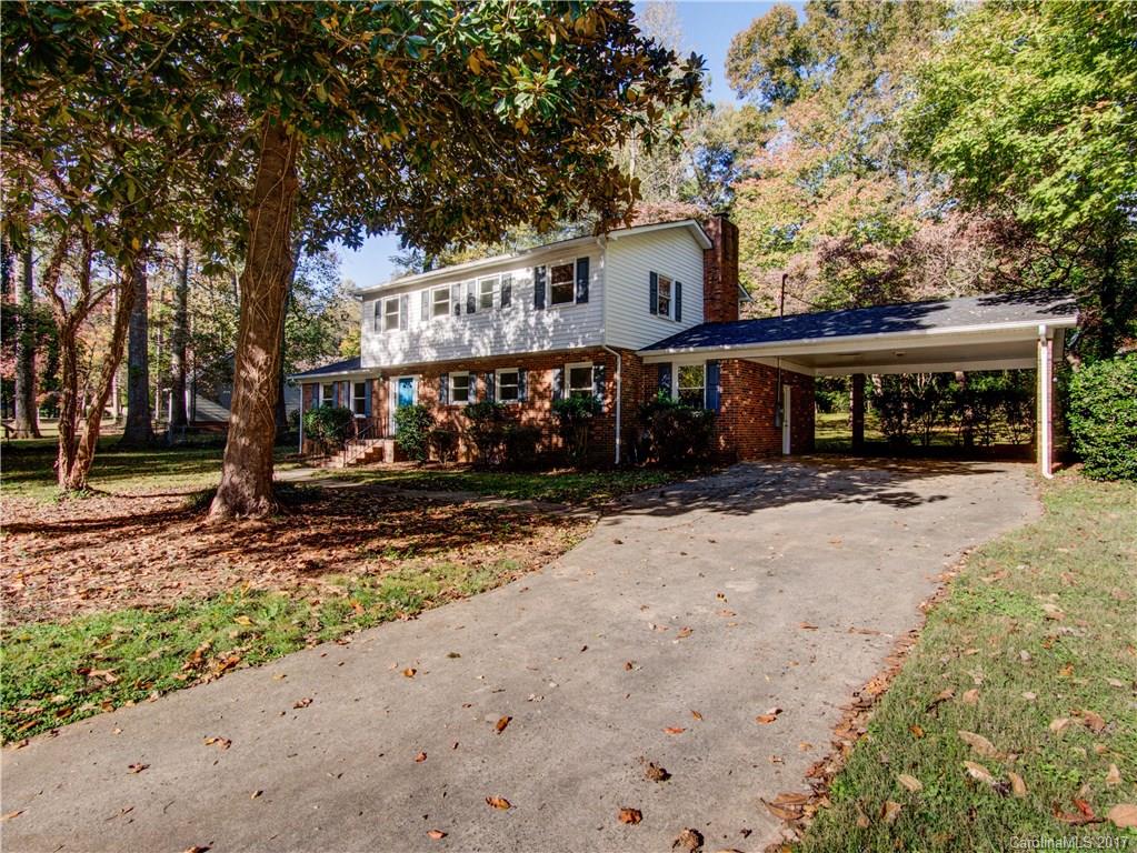 6901 Bonavie Circle Charlotte NC 28215