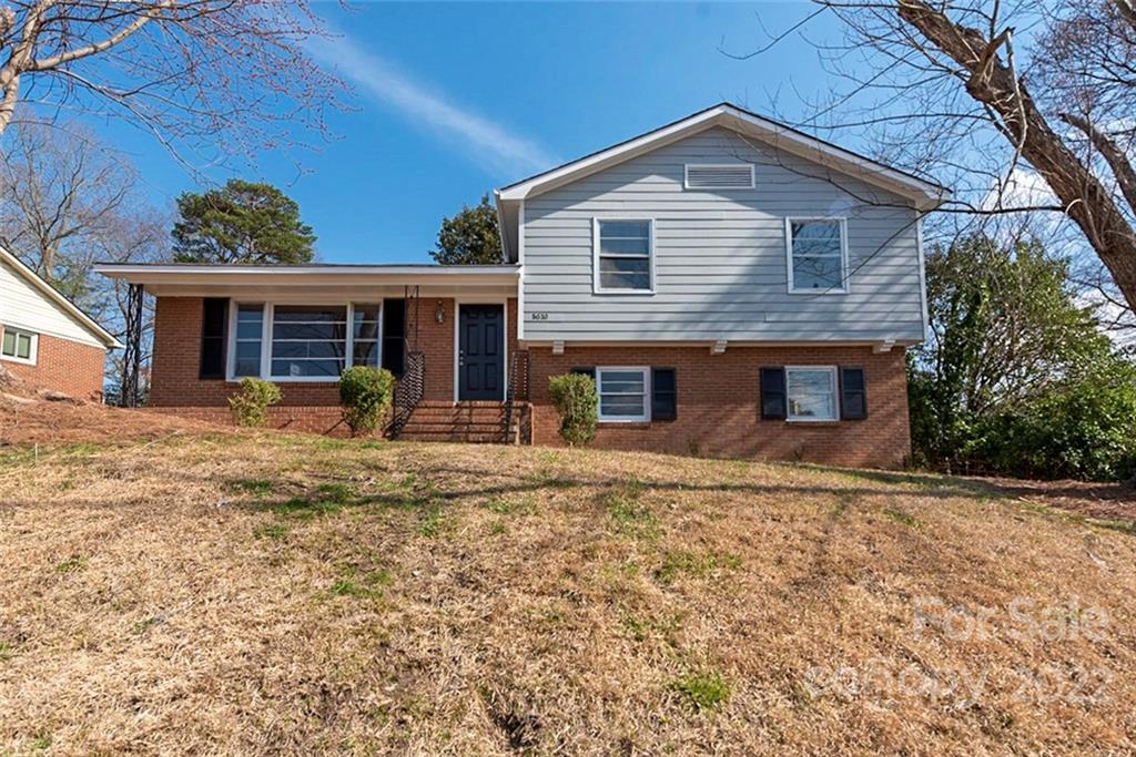 5610 Cherrycrest Lane Charlotte NC 28217