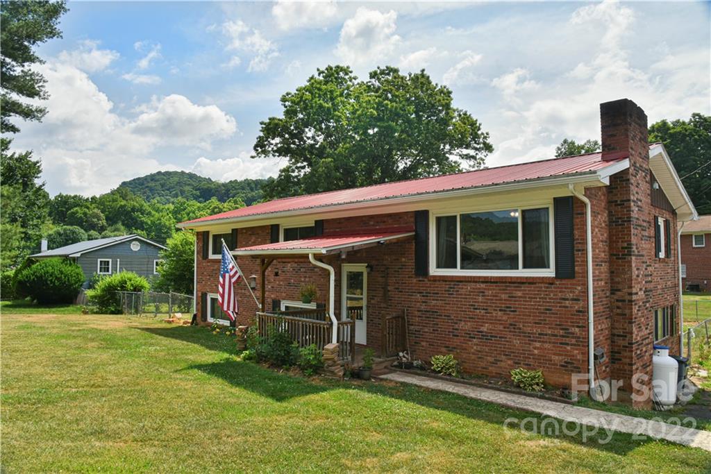 268 Hidden Valley Circle Canton NC 28716
