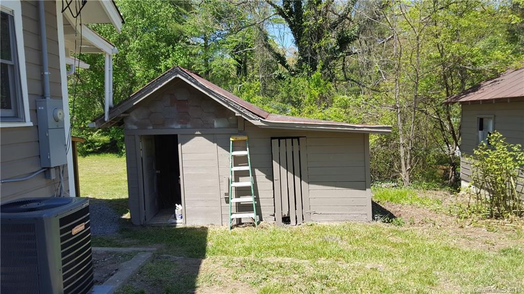 256 Watson Road Arden NC 28704