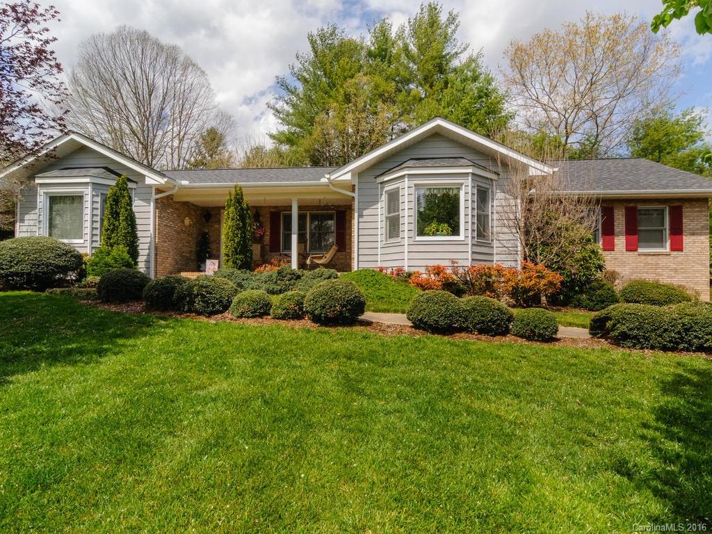 14 Four Oaks Drive Arden NC 28704