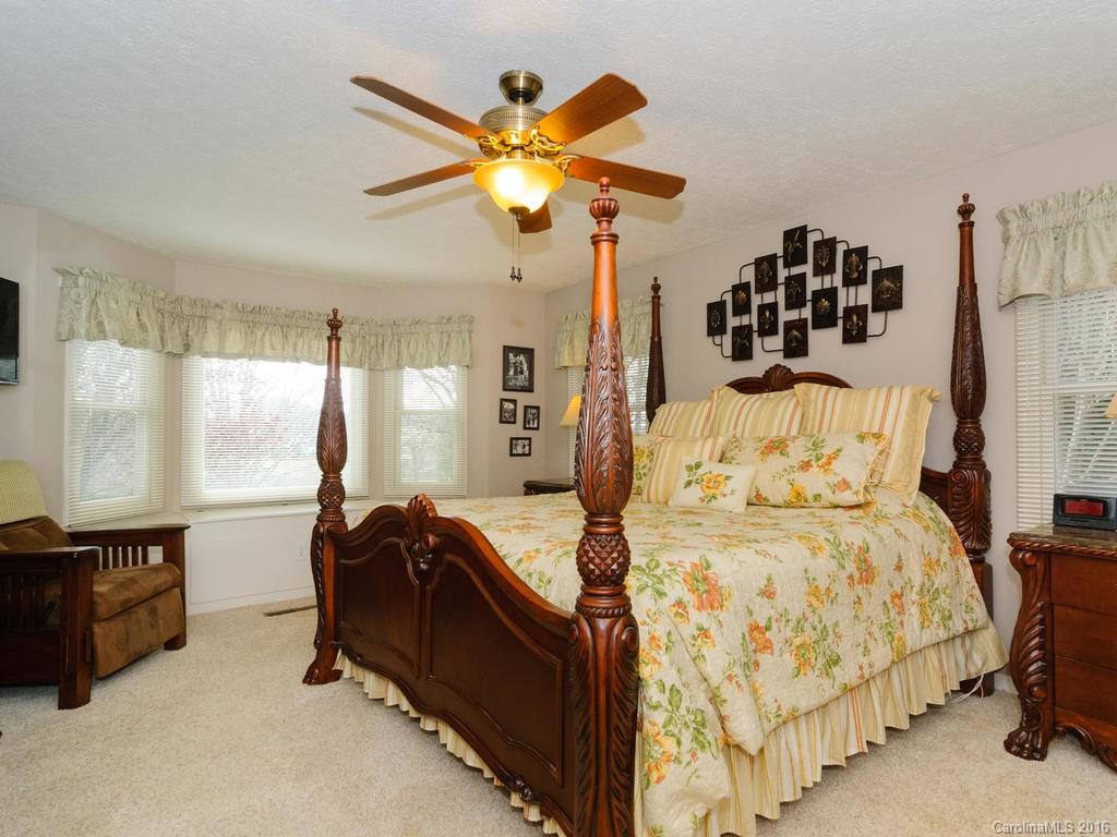 14 Four Oaks Drive Arden NC 28704
