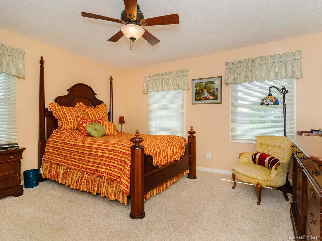 14 Four Oaks Drive Arden NC 28704