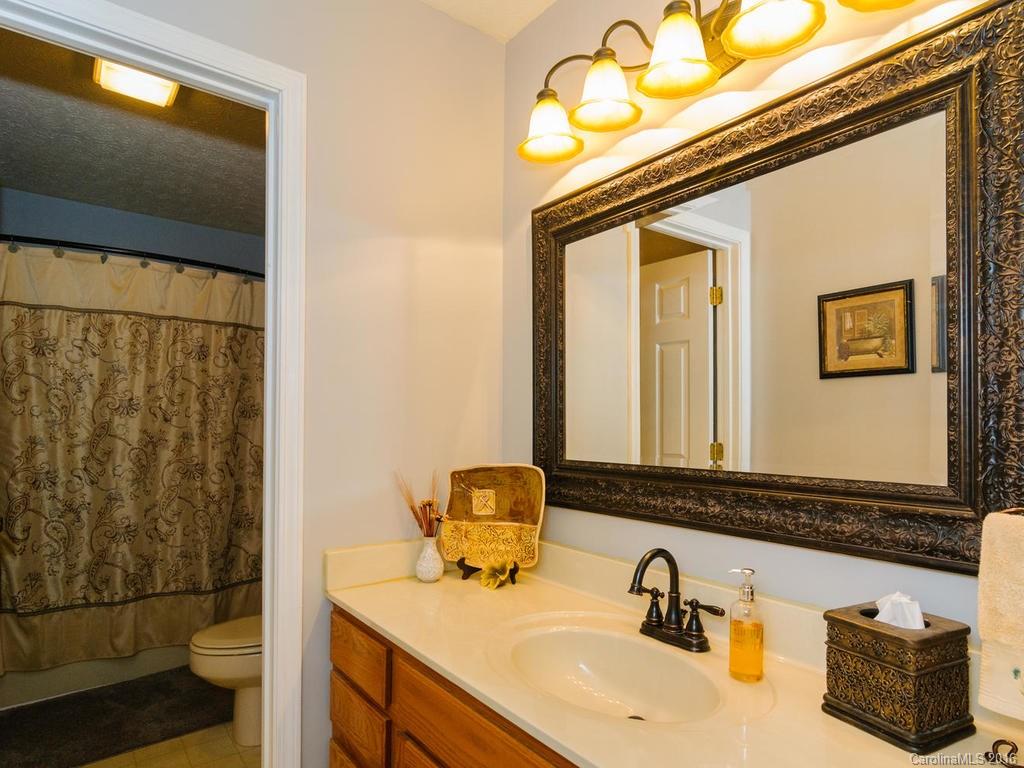 14 Four Oaks Drive Arden NC 28704