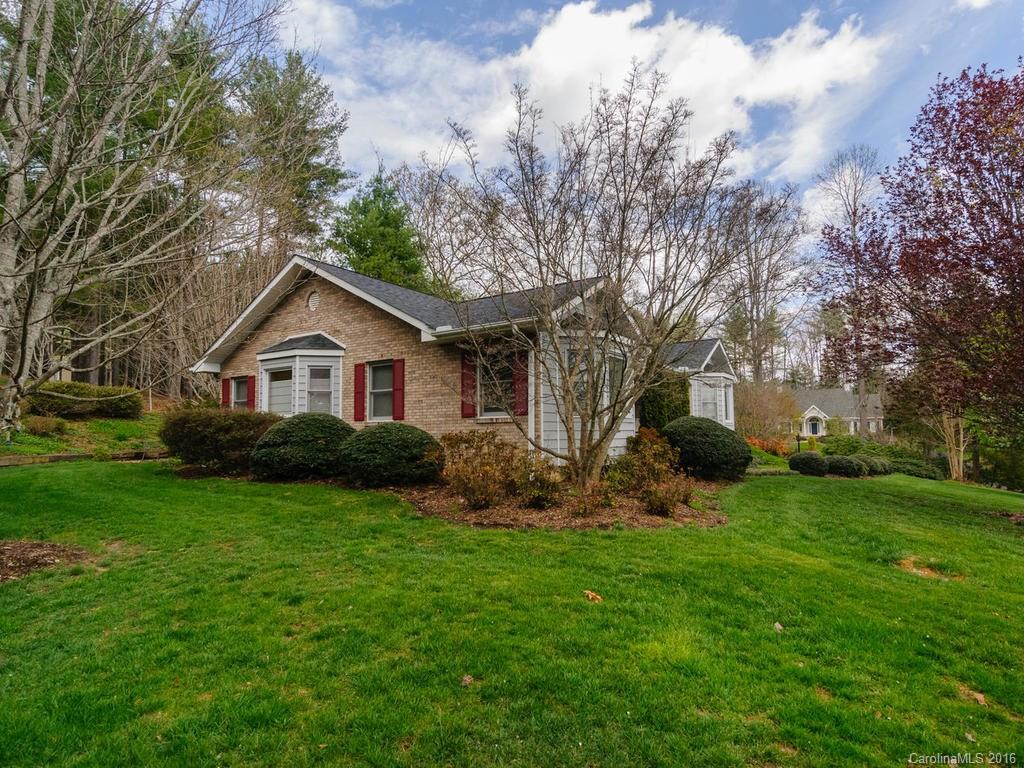 14 Four Oaks Drive Arden NC 28704