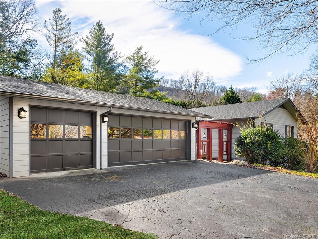 18 Applecross Road Weaverville NC 28787