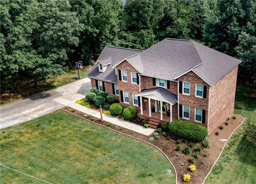 652 39th Avenue Nw Hickory NC 28601