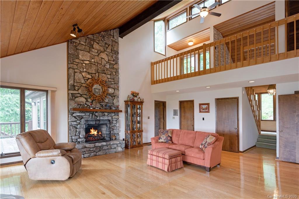 1033 High Vista Drive Mills River NC 28759