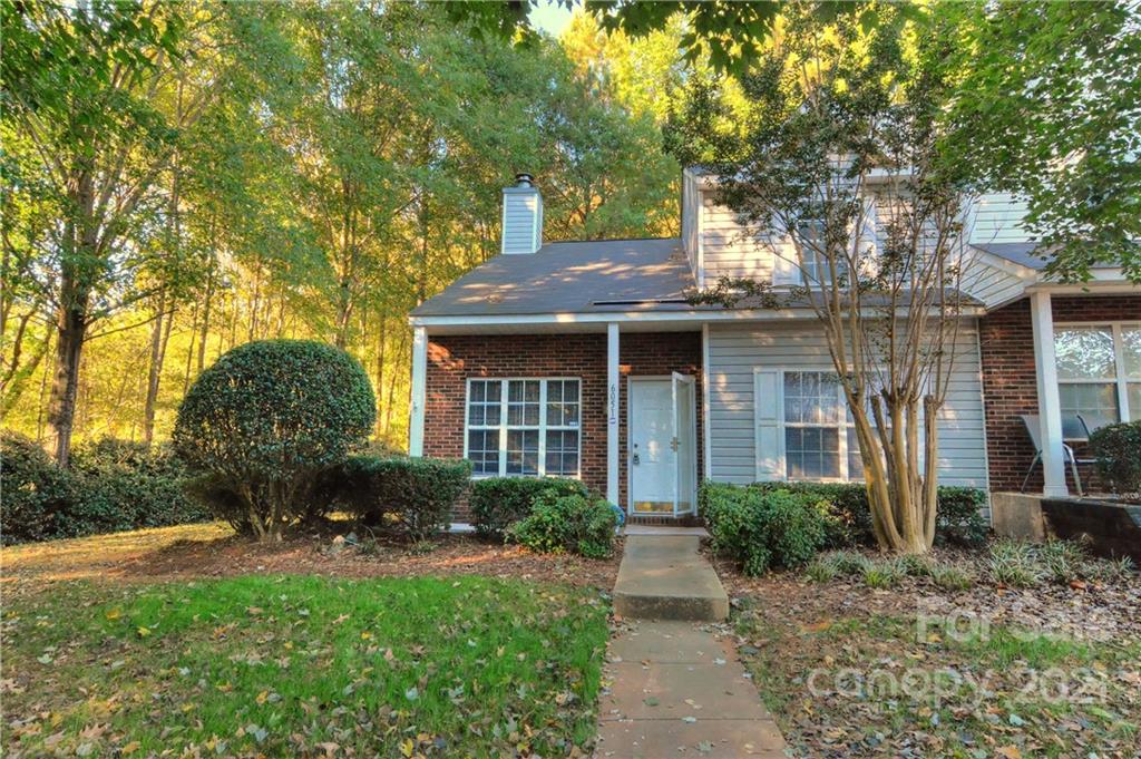 6051 Cougar Lane Charlotte NC 28269