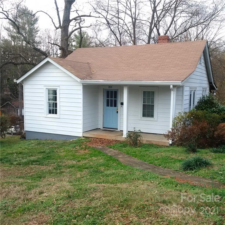 235 10th Avenue SE Hickory NC 28602