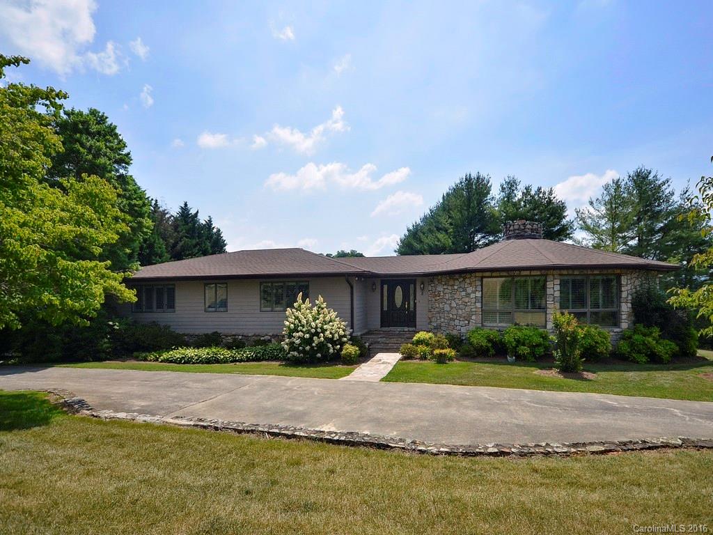5 Nottingham Drive Candler NC 28715