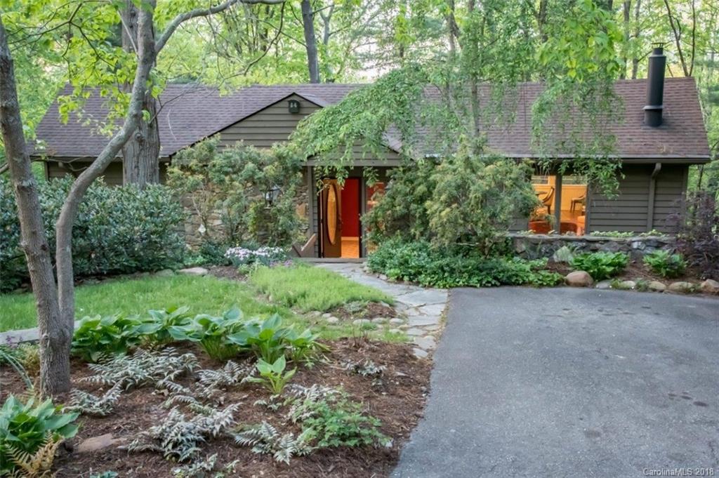 18 Valle Vista Drive Asheville NC 28804