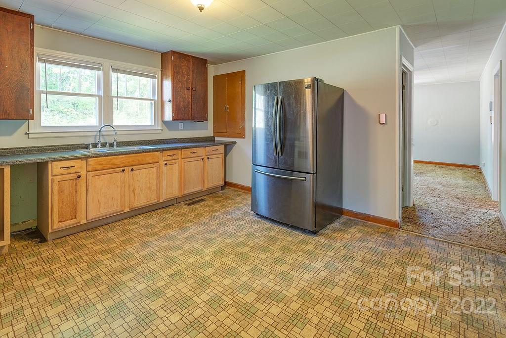 142 Luther Road Candler NC 28715