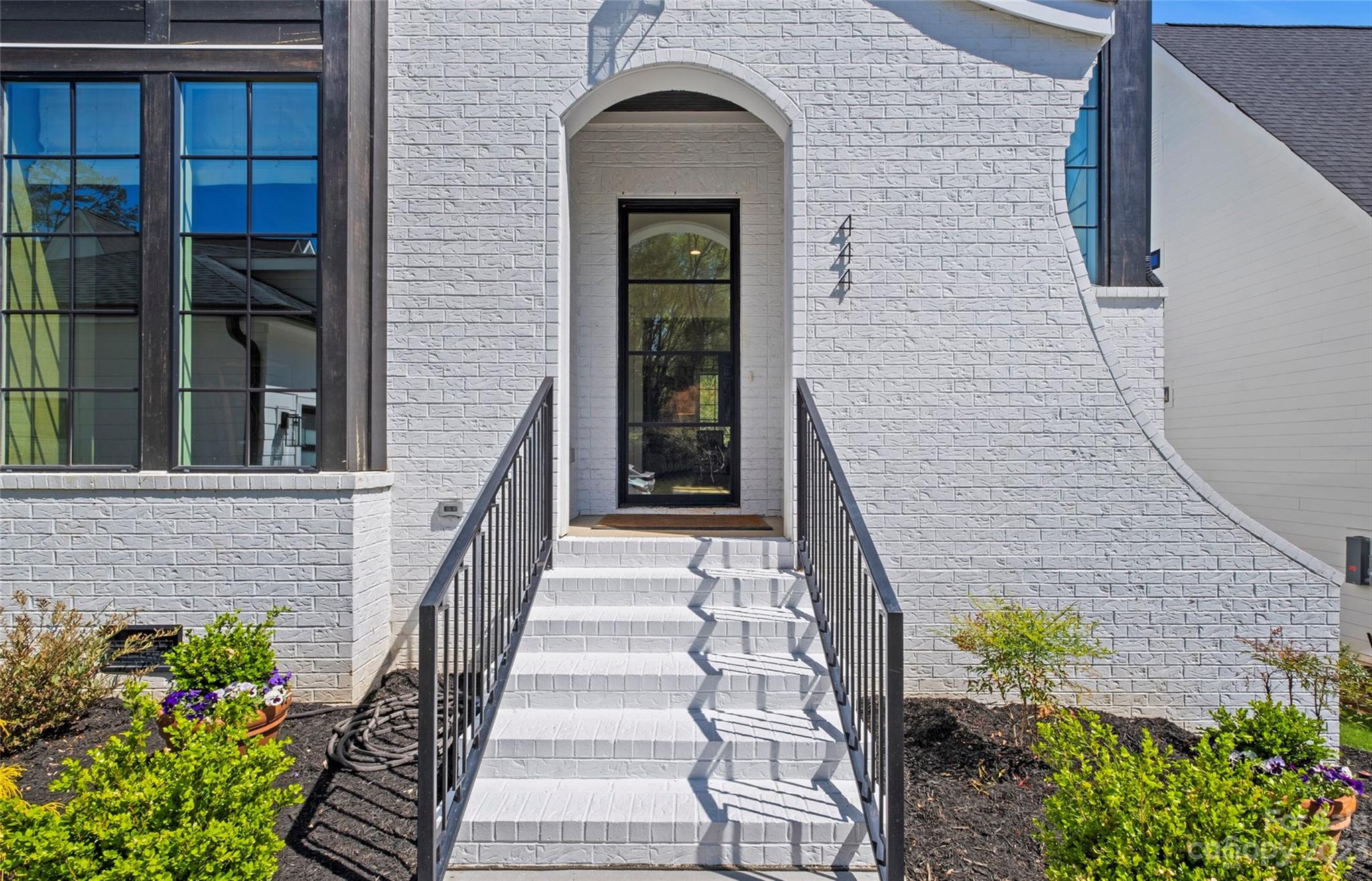 444 Sardis Lane Charlotte NC 28270