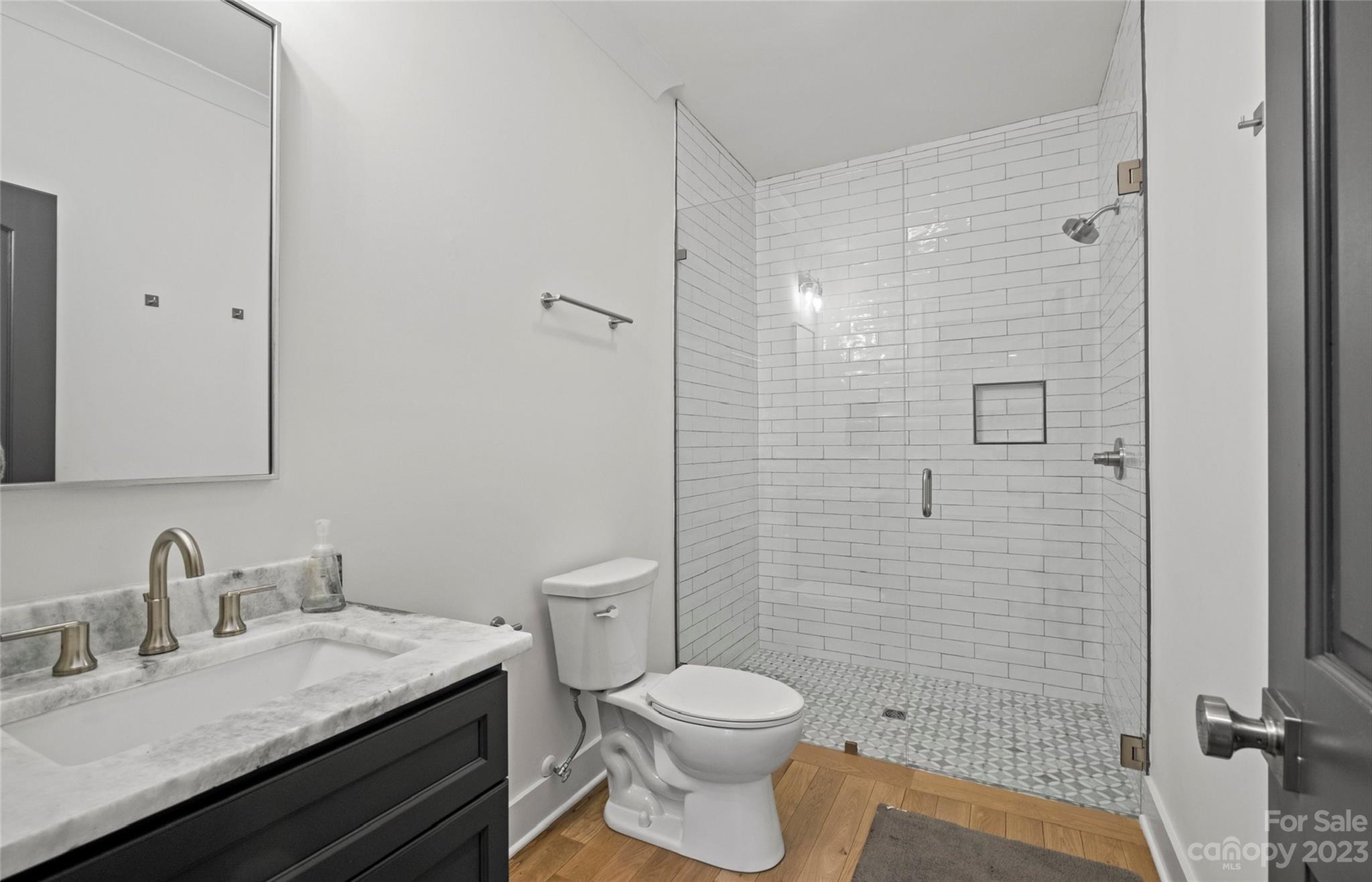444 Sardis Lane Charlotte NC 28270