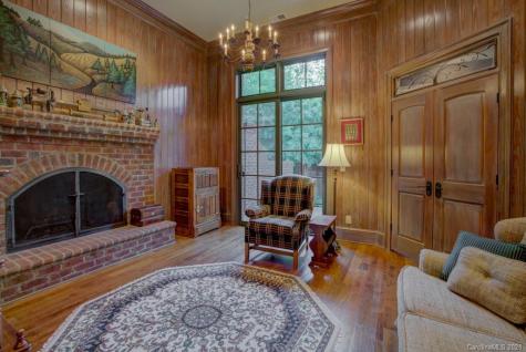 19 Coachman Lane Tryon NC 28782