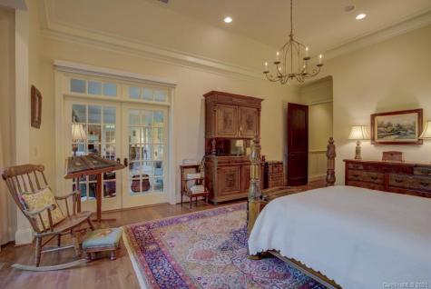 19 Coachman Lane Tryon NC 28782