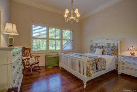 19 Coachman Lane Tryon NC 28782