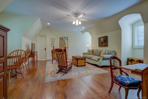 19 Coachman Lane Tryon NC 28782