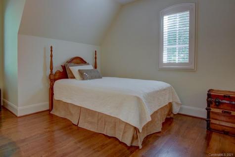 19 Coachman Lane Tryon NC 28782