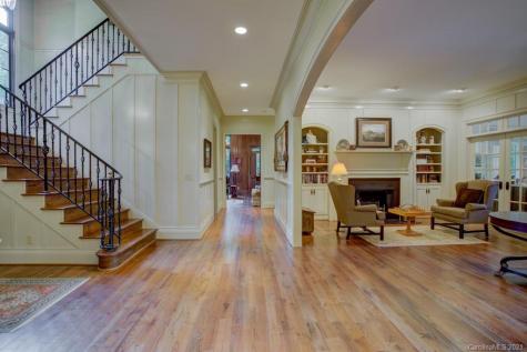 19 Coachman Lane Tryon NC 28782