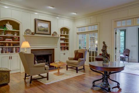19 Coachman Lane Tryon NC 28782