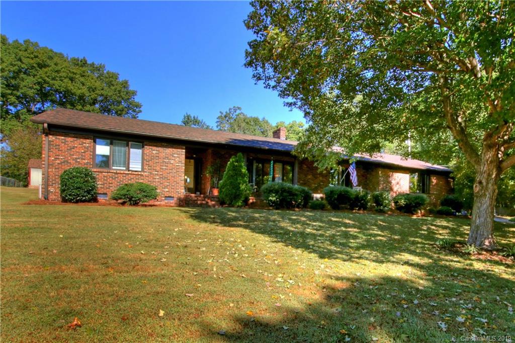 1009 Wood Street Statesville NC 28677