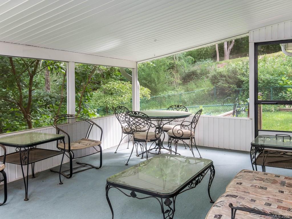 34 Pheasant Drive Asheville NC 28803