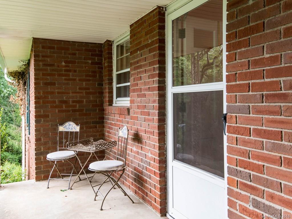 34 Pheasant Drive Asheville NC 28803