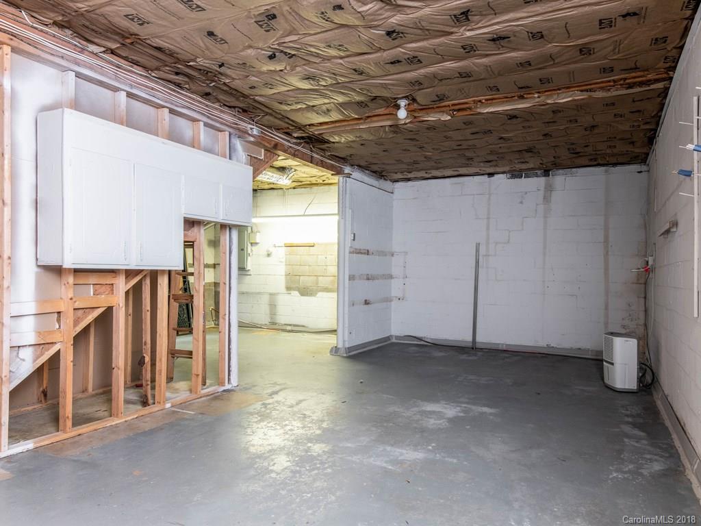34 Pheasant Drive Asheville NC 28803