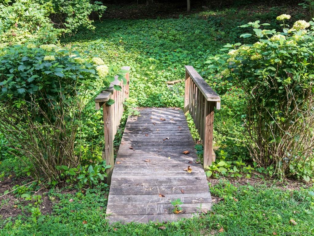 34 Pheasant Drive Asheville NC 28803