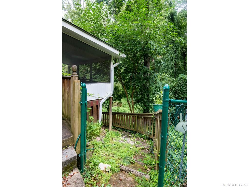 34 Pheasant Drive Asheville NC 28803