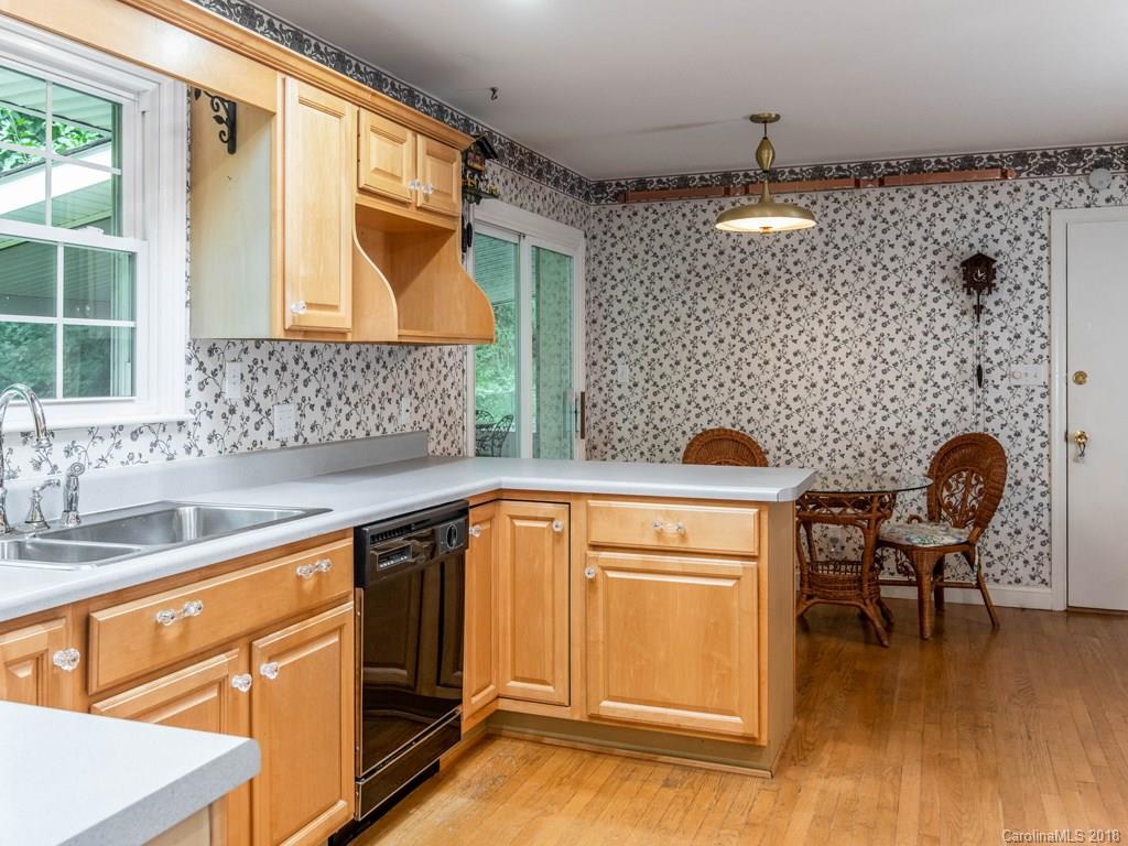 34 Pheasant Drive Asheville NC 28803