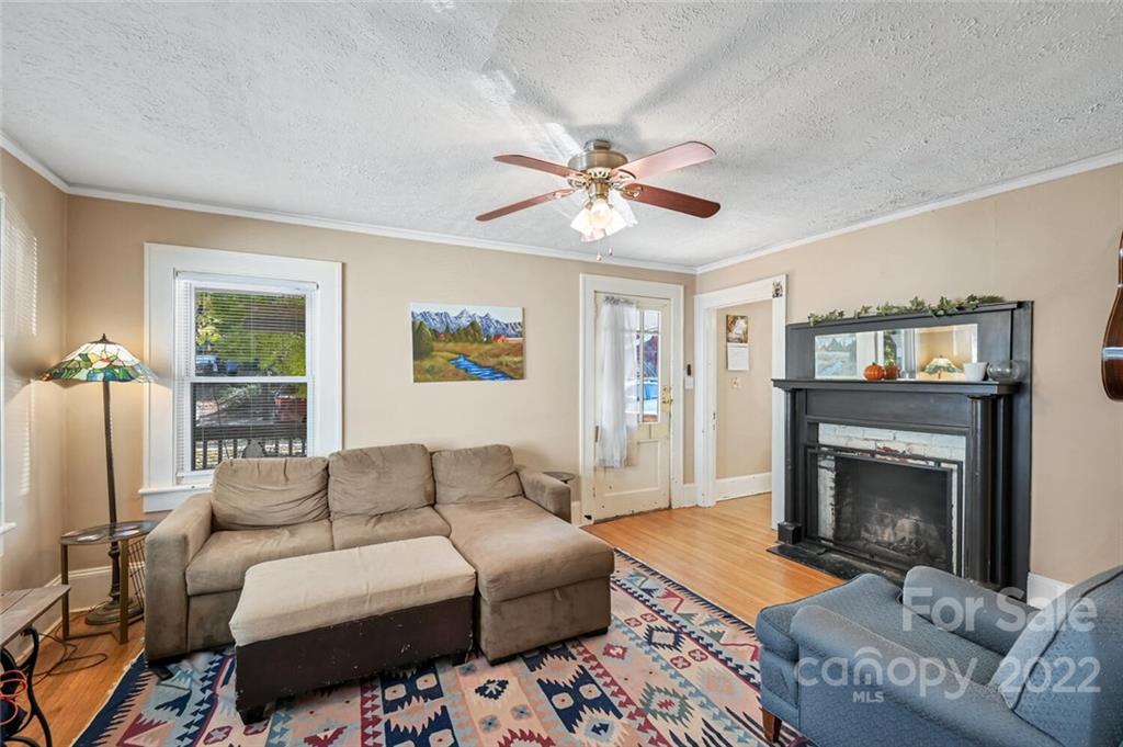 21 Fulton Street Asheville NC 28801