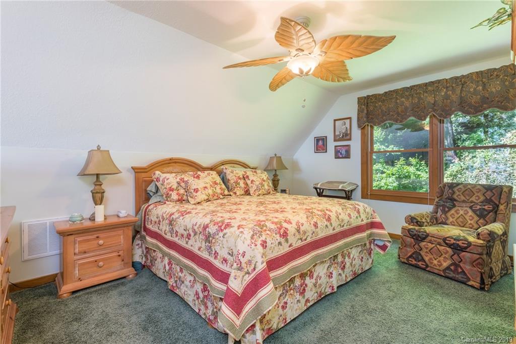 1427 Gateway Parkway Old Fort NC 28762