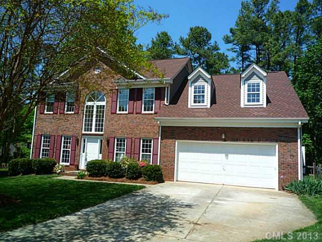 7000 Scuppernong Court Charlotte NC 28215