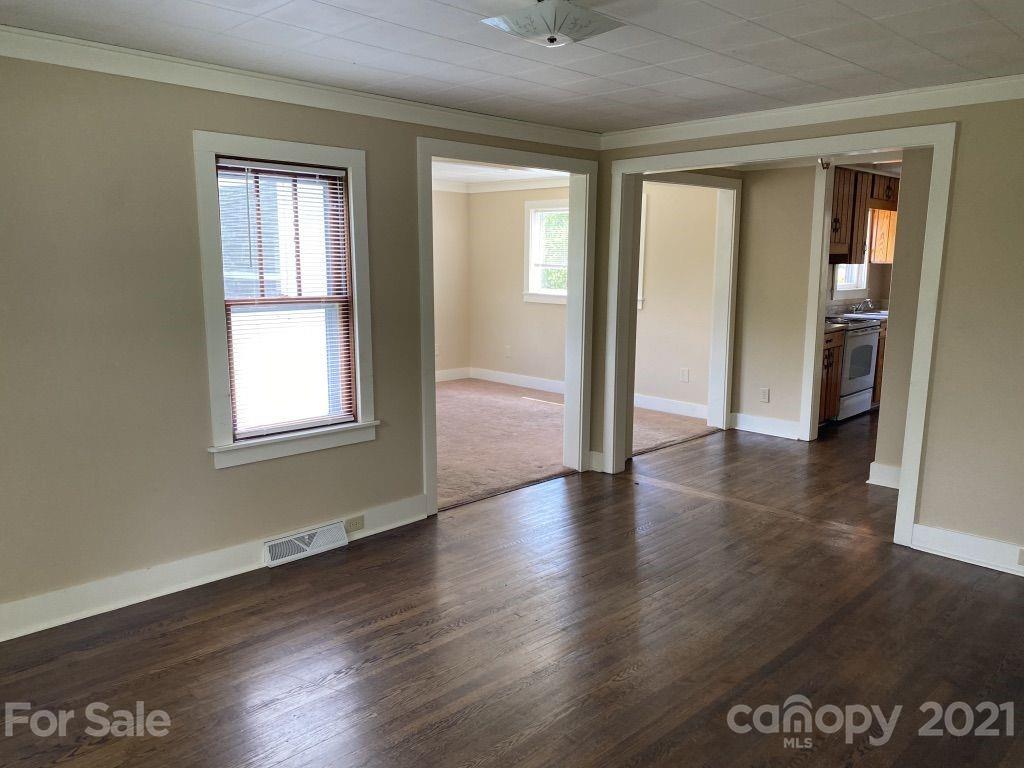 305 Oakdale Road Brevard NC 28712